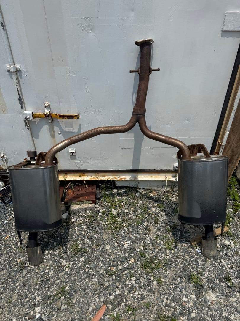 18クラウン　ロイヤルサルーン　前期　3.0 GRS182 純正　リアピース クラウン 18 ロイヤル サルーン ゼロクラ 前期 (GRS182 GRS181 GRS180