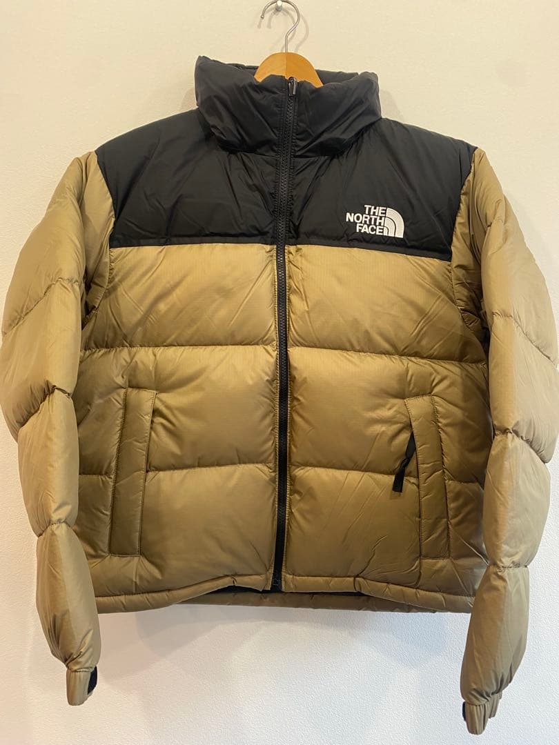 ノースフェイス　ショートヌプシジャケット　ブラックxクラシックカーキ　 Lサイズ THE NORTH FACE(ザ・ノース・フェイス)｜ショートヌプシジャケット