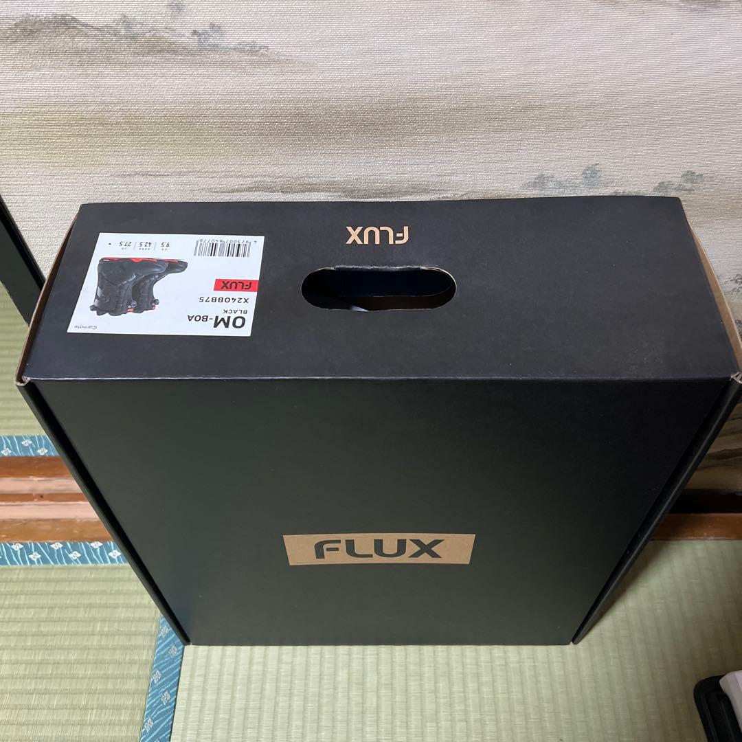 ト*シ様 中古 Flux OM-BOA 23-24 27.5cm スノーボードブ