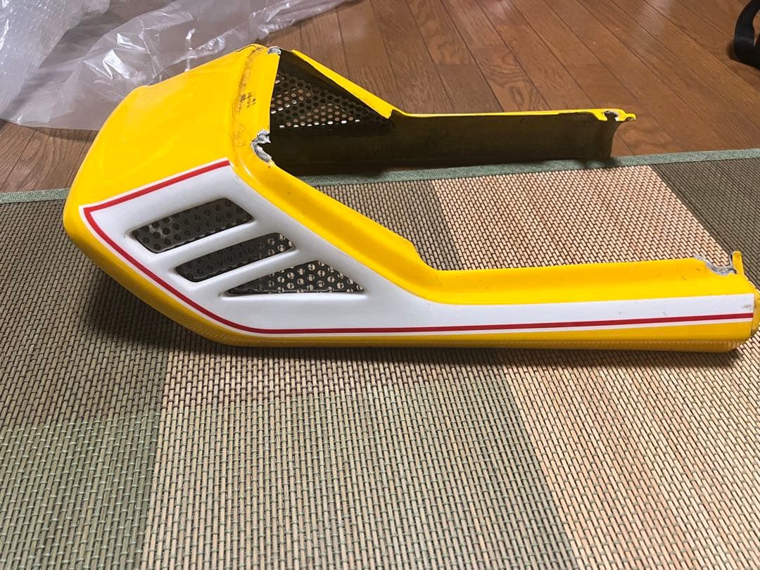 cbx400f 魔神ダクトテール テールカウル - メルカリ