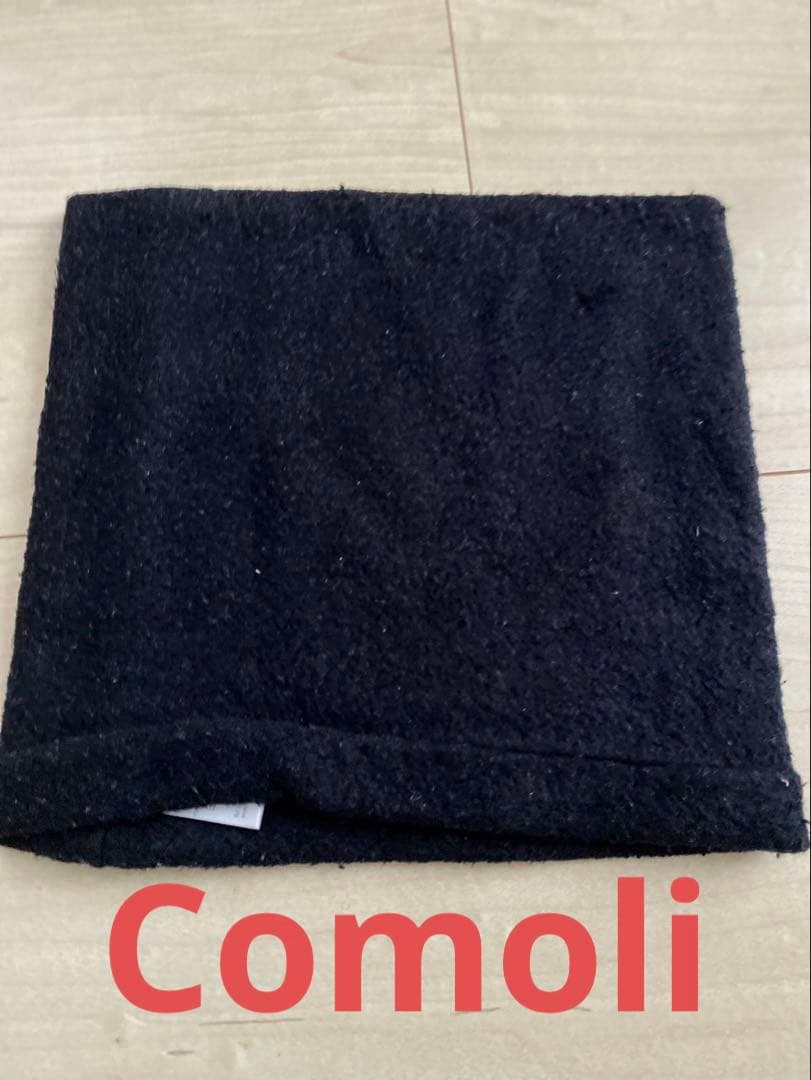 COMOLI ウール100% ブラック ネックウォーマー COMOLI (コモリ) フリース ネックウォーマー