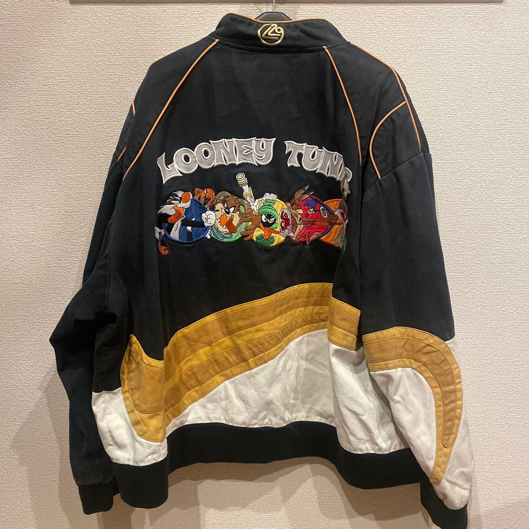 LOT29 ルーニー・テューンズ スタジャン 6XL