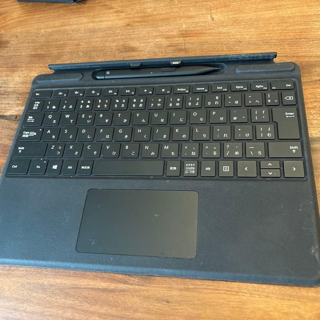 【純正】Microsoft surface pro8 ペン付きキーボード Surface Pro 13インチ キーボード（ペン収納付き/スリム ペン別売り