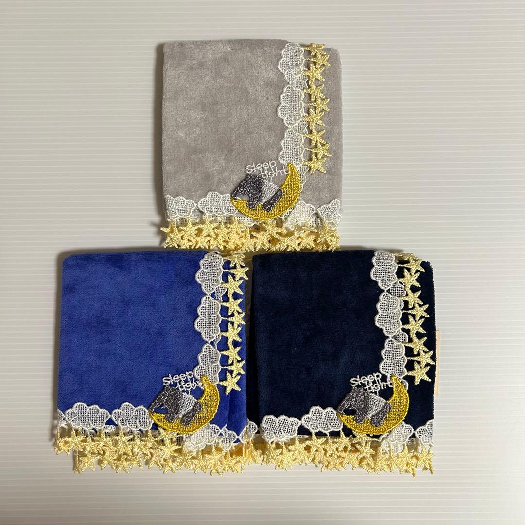 近沢レース　ハンカチ　夢喰いバク　3枚セット 今日のハンカチは近沢レース @chikazawalace ☺️ 夢喰いバクさんが