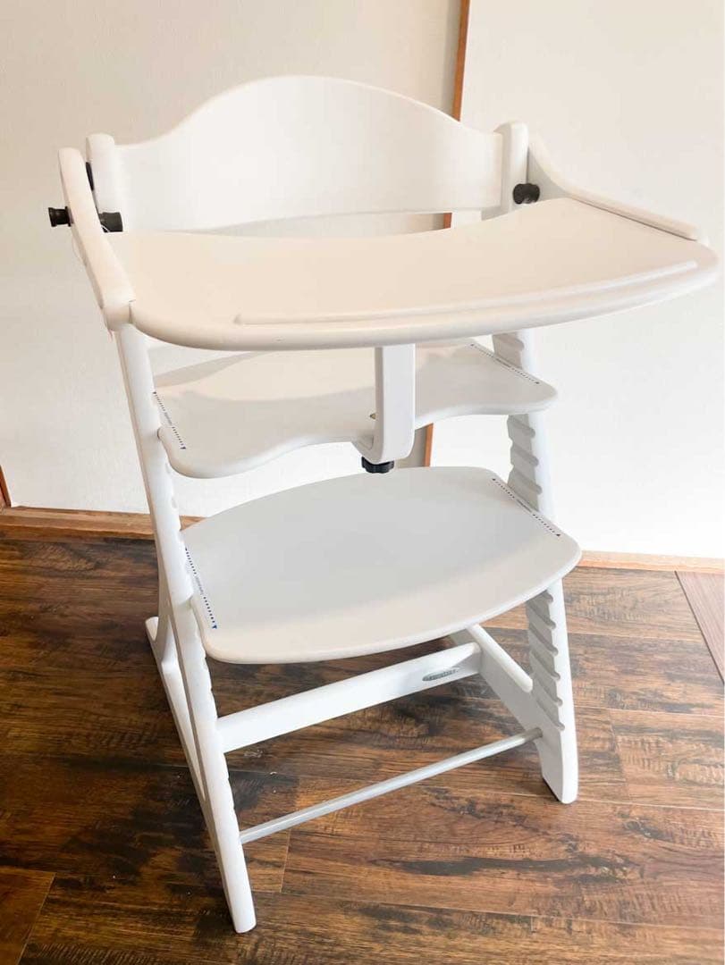 美品　大和屋　すくすくチェアプラス　テーブルガード付 大和屋 すくすくチェアスリムプラス テーブル ガード付 ベビーチェア