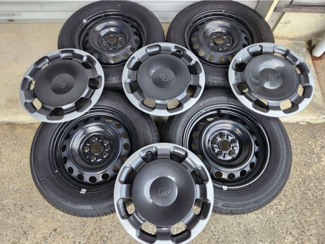 ☆ホイールキャップ付☆送料無料トヨタ純正シエンタ Zグレード 4本