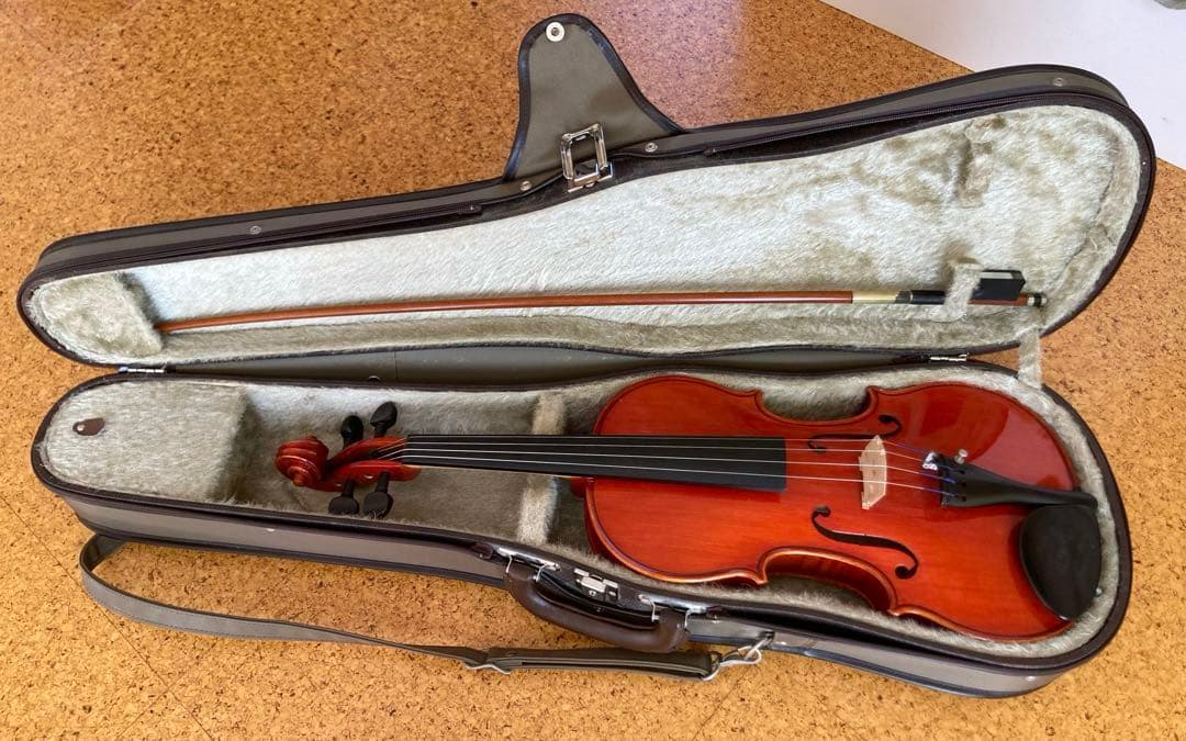 スズキバイオリン No.330 4/4サイズ 1999年製 Yahoo!オークション -「スズキ バイオリン 4／4 330」の落札相場・落札価格