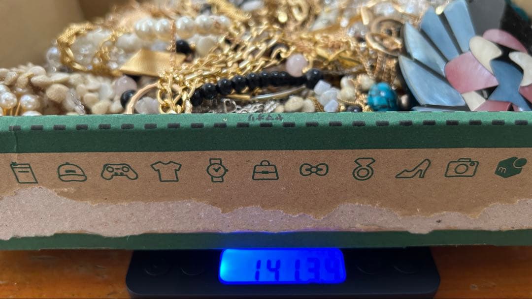 D*7様 アクセサリー まとめ売り イミテーション ジャンク品 ① - メルカリ