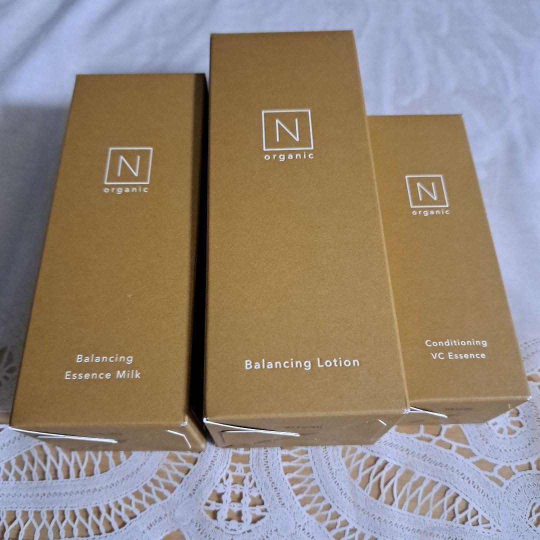 Nオーガニック バランシングローション、エッセンスミルク、VCエッセンス エッセンスミルク リニューアル記念セット【数量限定】: コスメ