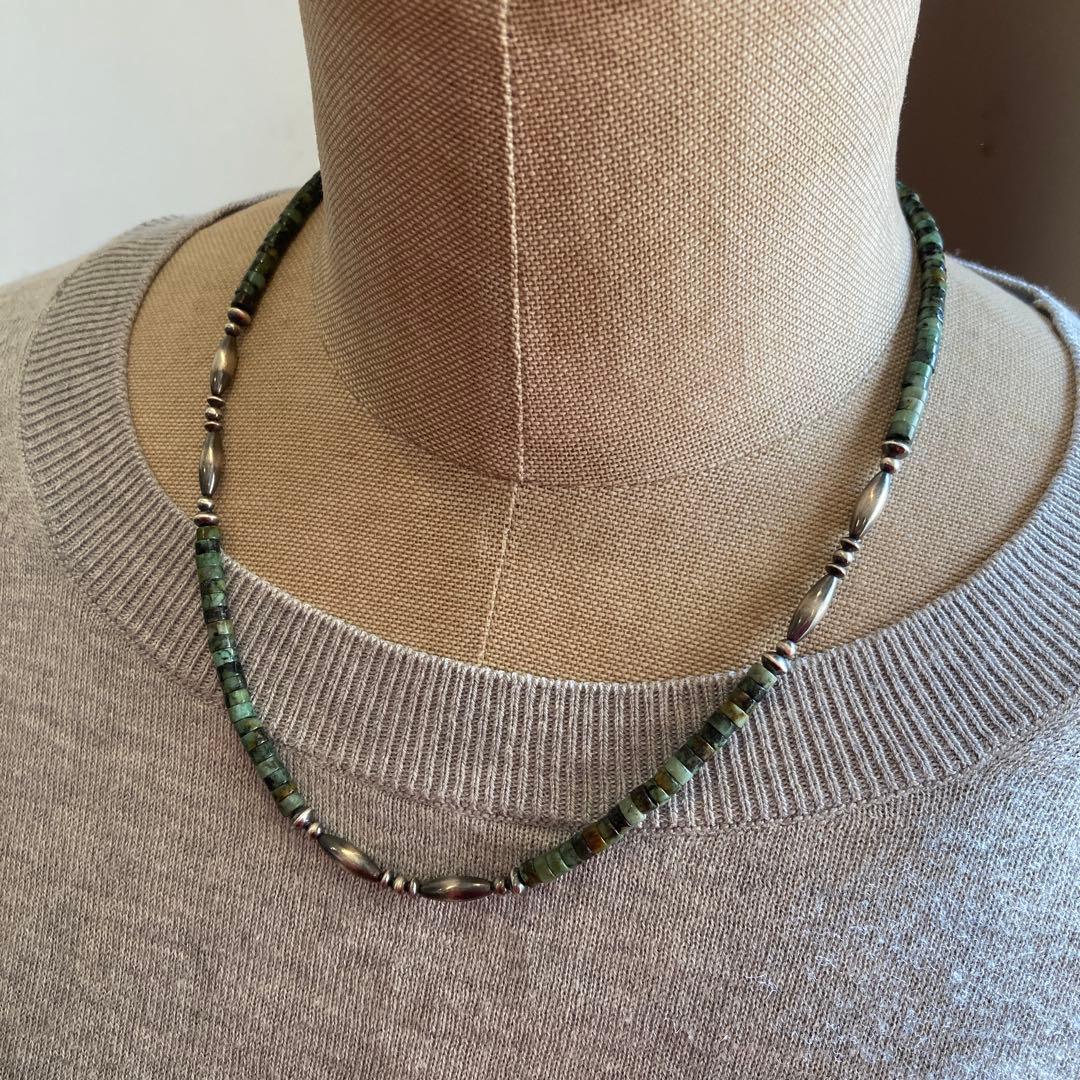 238 アフリカンターコイズとSV925ナバホパールのオリジナルネックレス