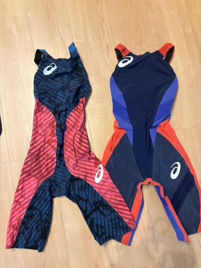 asics 高速水着 Sサイズ 青・赤 SMサイズ - メルカリ