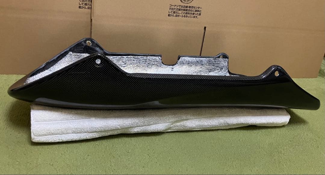 【最終値下】Z900RS ストライカー アンダーカウル カーボン STRIKER（ストライカー） アンダーカウル カーボン Z900RS/CAFE SAD