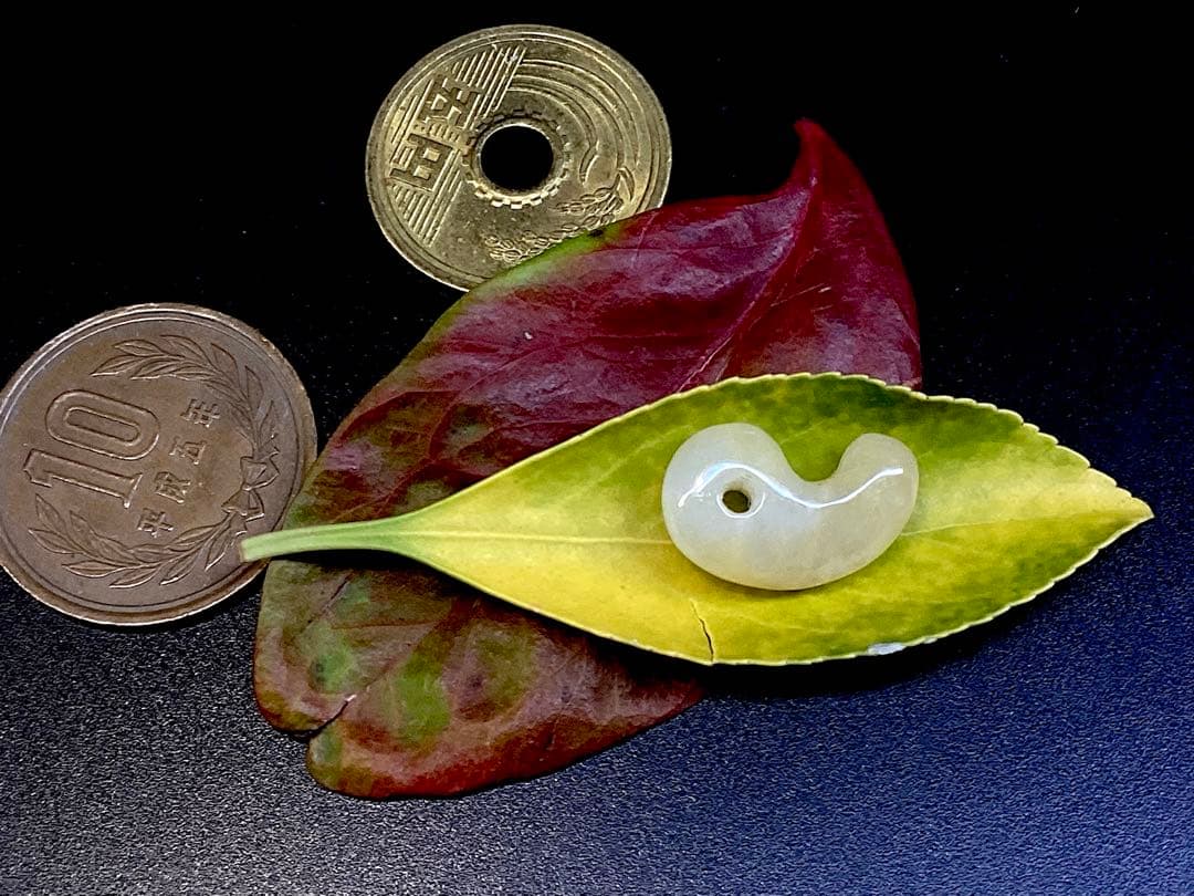 ✳一番数少ない【黄色】 半額以下の 鑑別書無しの安価卸し‼️ 本物