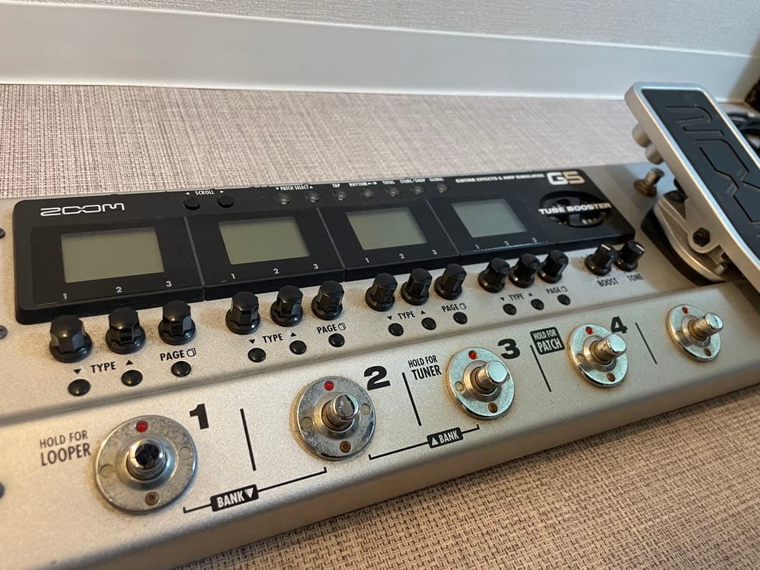 zoom g5 マルチエフェクター 動作品 電源有り シールドおまけ付き