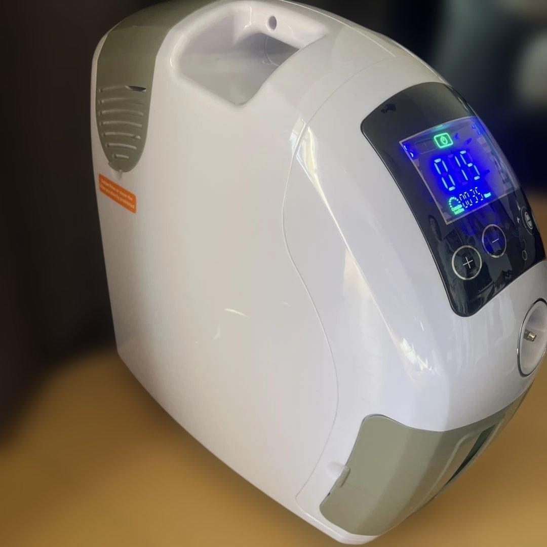 NEVOTON MAF mini 1.5 酸素濃縮器 酸素室Sセット35時間使用 - メルカリ