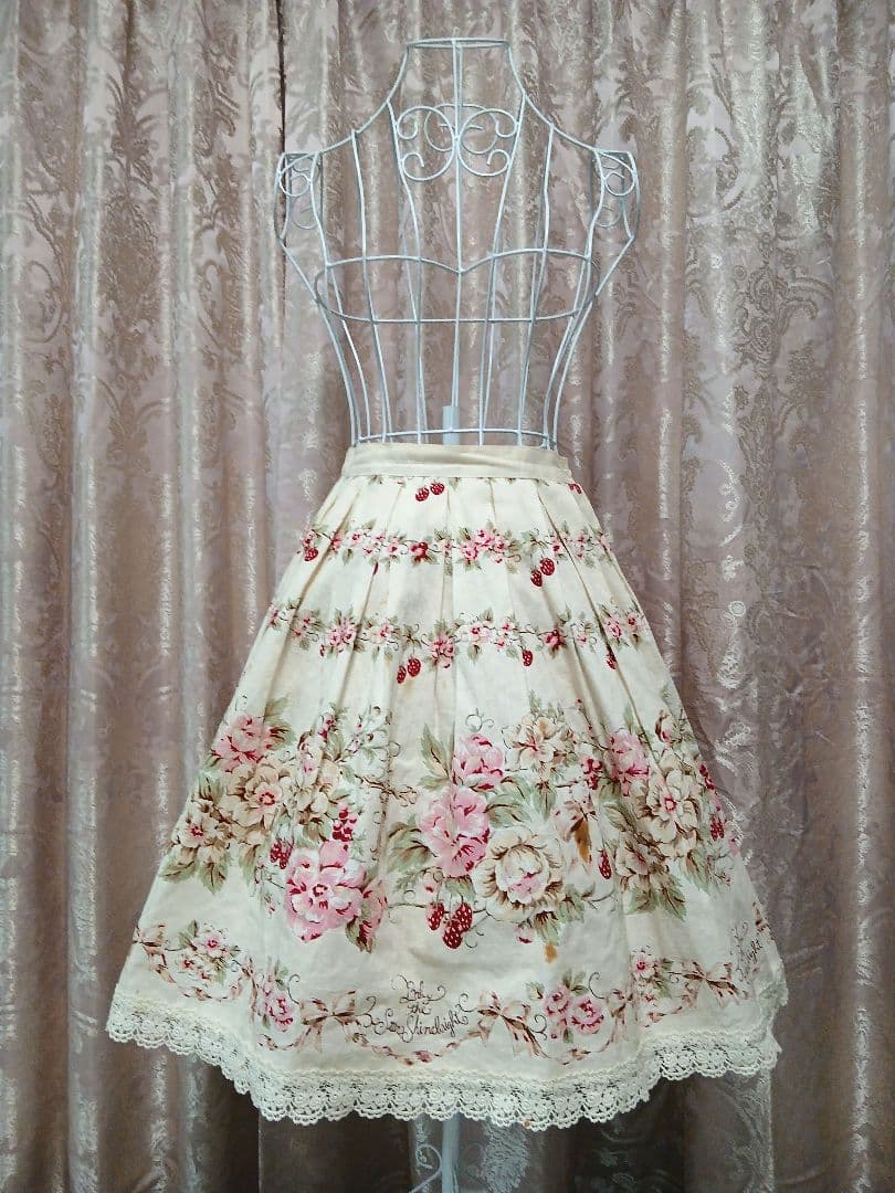 【ワケあり商品】BABY クロスローズプリントスカート 楽天市場】【スーパーセール 半額】エロディ フード付き バスタオル