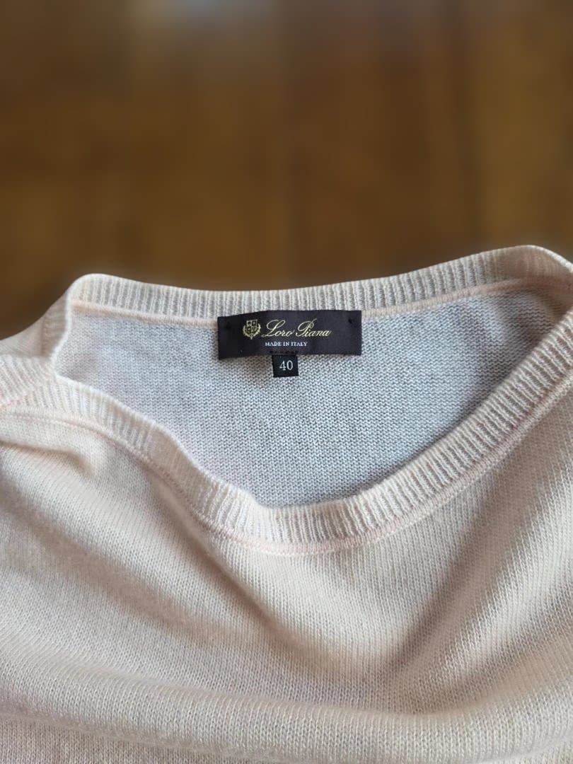 LORO PIANA ライトピンク クルーネック ニット