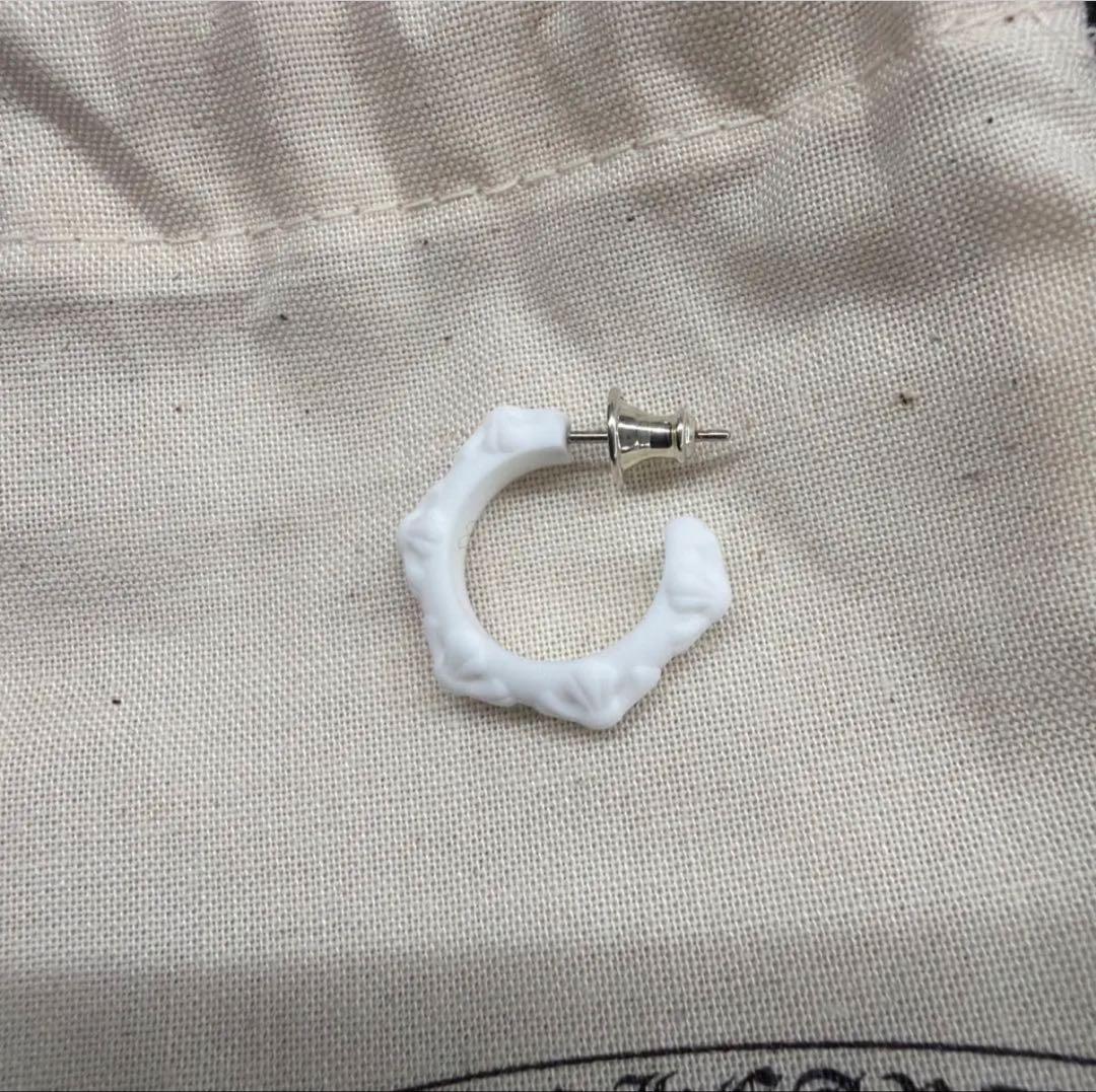 Chrome Hearts クロスバンド フープ シリコンピアス ホワイト 両耳