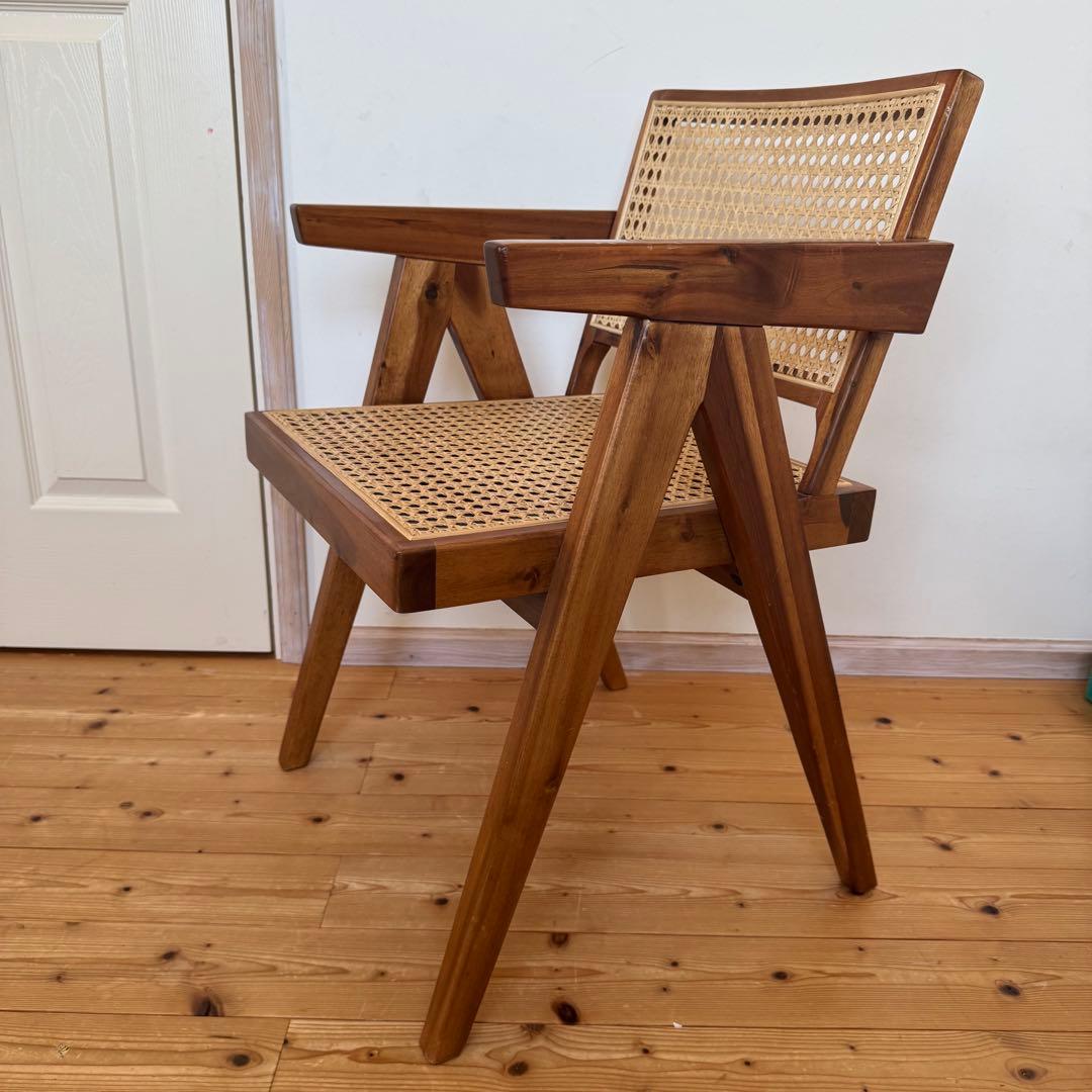 お値下げしましたビンテージ フローラル刺繍の椅子