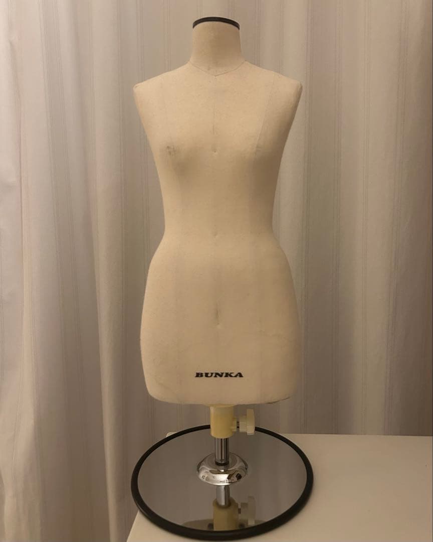 1/2 ボディ　トルソー　文化服装学院 文化服装学院 2分の1ボディ トルソー 1/2ボディ BUNKA - メルカリ