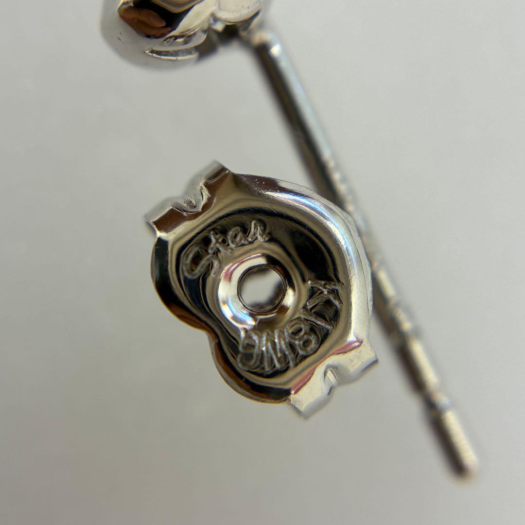 ◇ STARJEWELRY　スタージュエリー　ムーン　K18　0.04ct　片方