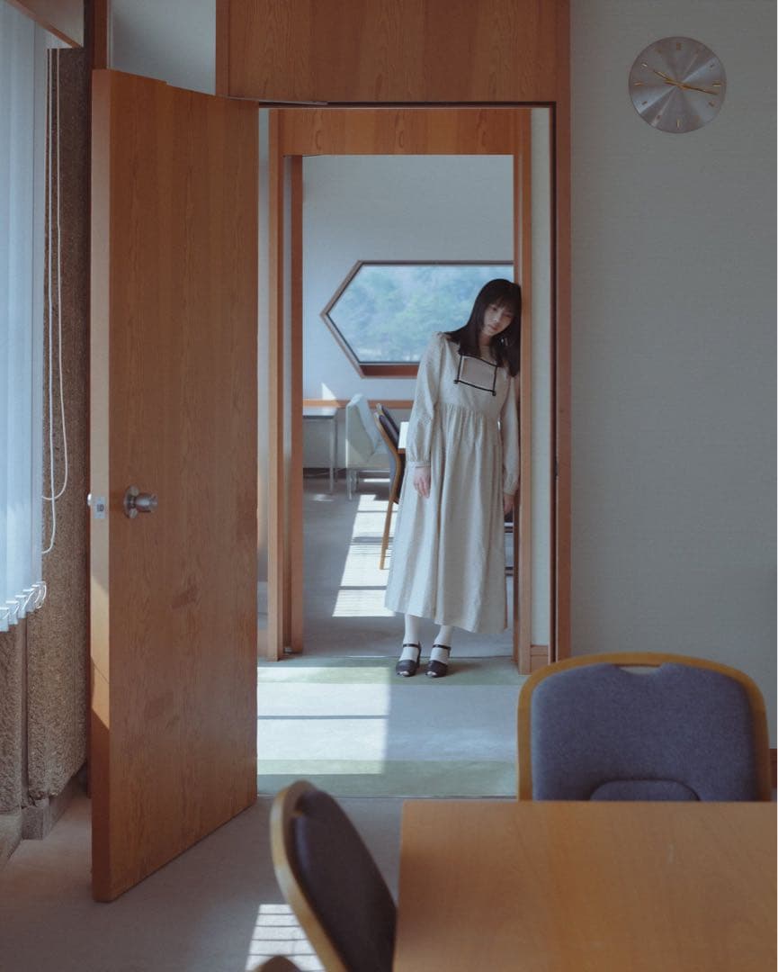 暮chic by futatsukukuri カネコアヤノ　ポスター 暮chic by futatsukukuri カネコアヤノ ポスター - メルカリ