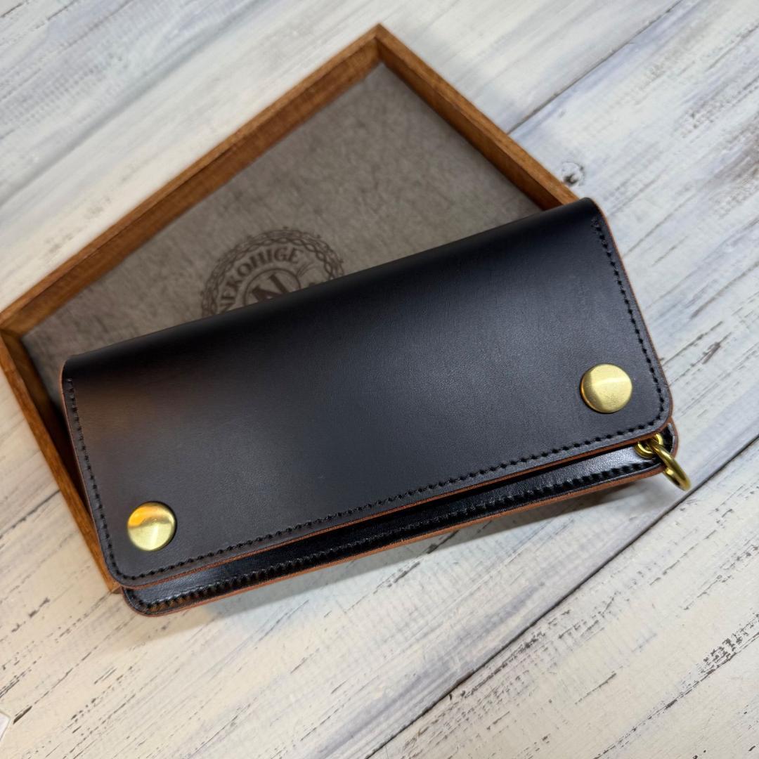 【トラッカーウォレット ロング 3層】 ブラック 茶芯 ゴールド YKK トラッカーウォレット ロング 3層】 ブラック 茶芯 ゴールド YKK