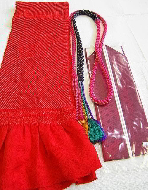 値下げ交渉ＯＫ！ロング寸 紋意匠 黒地 十日町 高級振袖 セット 正絹 Ｂ８６４