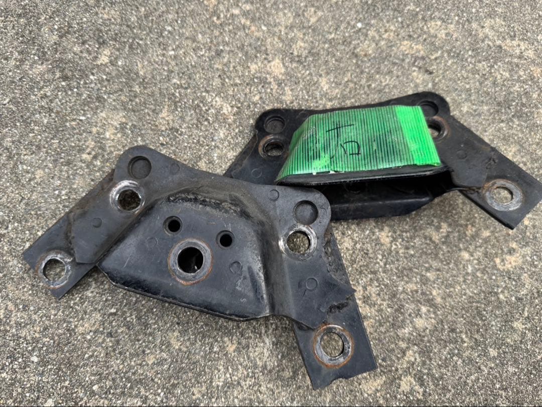 サスペンション位置上げブラケット J-LINE｜ストロークアップブラケット