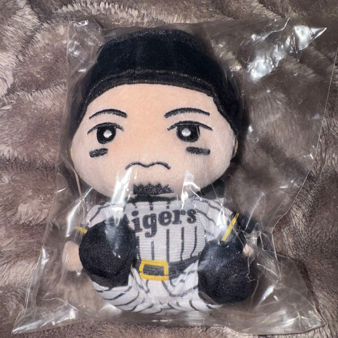 阪神タイガース 8 佐藤輝明 サトテル 選手ぬいぐるみ 2025 新品 - メルカリ