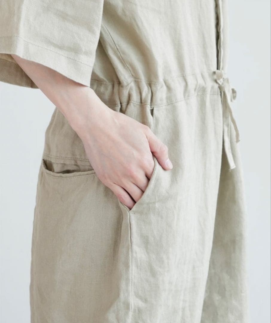 “ソラモナポッシェ”リネンオールインワンサロペット・ブラック・未使用品