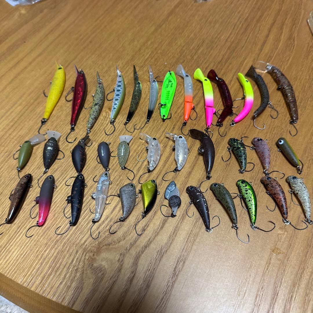 エリアトラウトルアー　まとめ売り（ケース付き） トラウトルアー スプーン 渓流 ルアー セット 2.5g 3g 5g ヤマメ