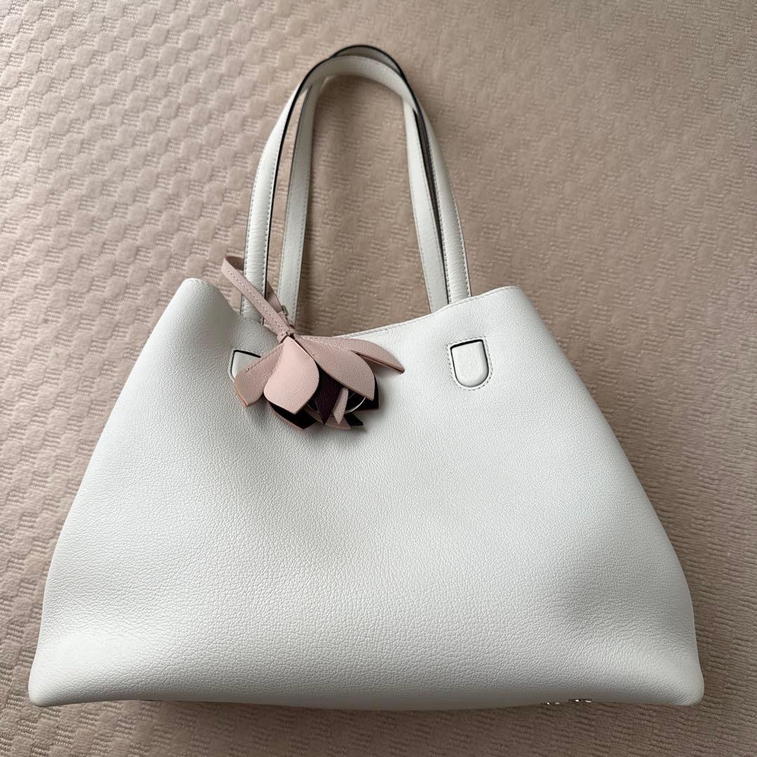 クリスチャンディオール e647c40fb2524f9c1c63607d6b11bd