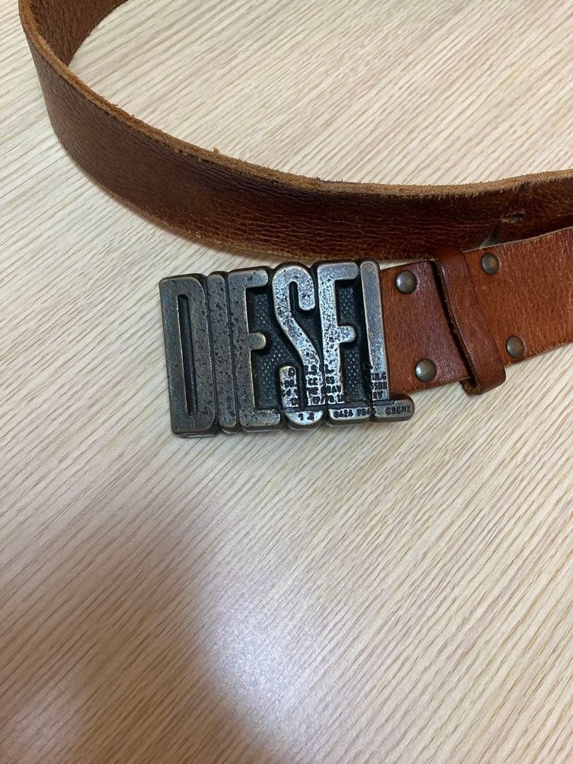 DIESEL ディーゼル本革 レザーベルト ロゴバックル ブラウン