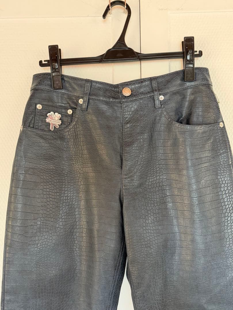 heaven BY MARK JACOBS クロコスター パンツ レザー - メルカリ