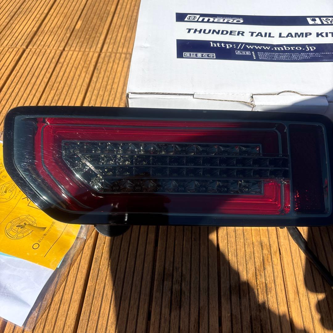 ジムニー シエラJB74 LEDテールランプ エムブロ ブラックリム - メルカリ