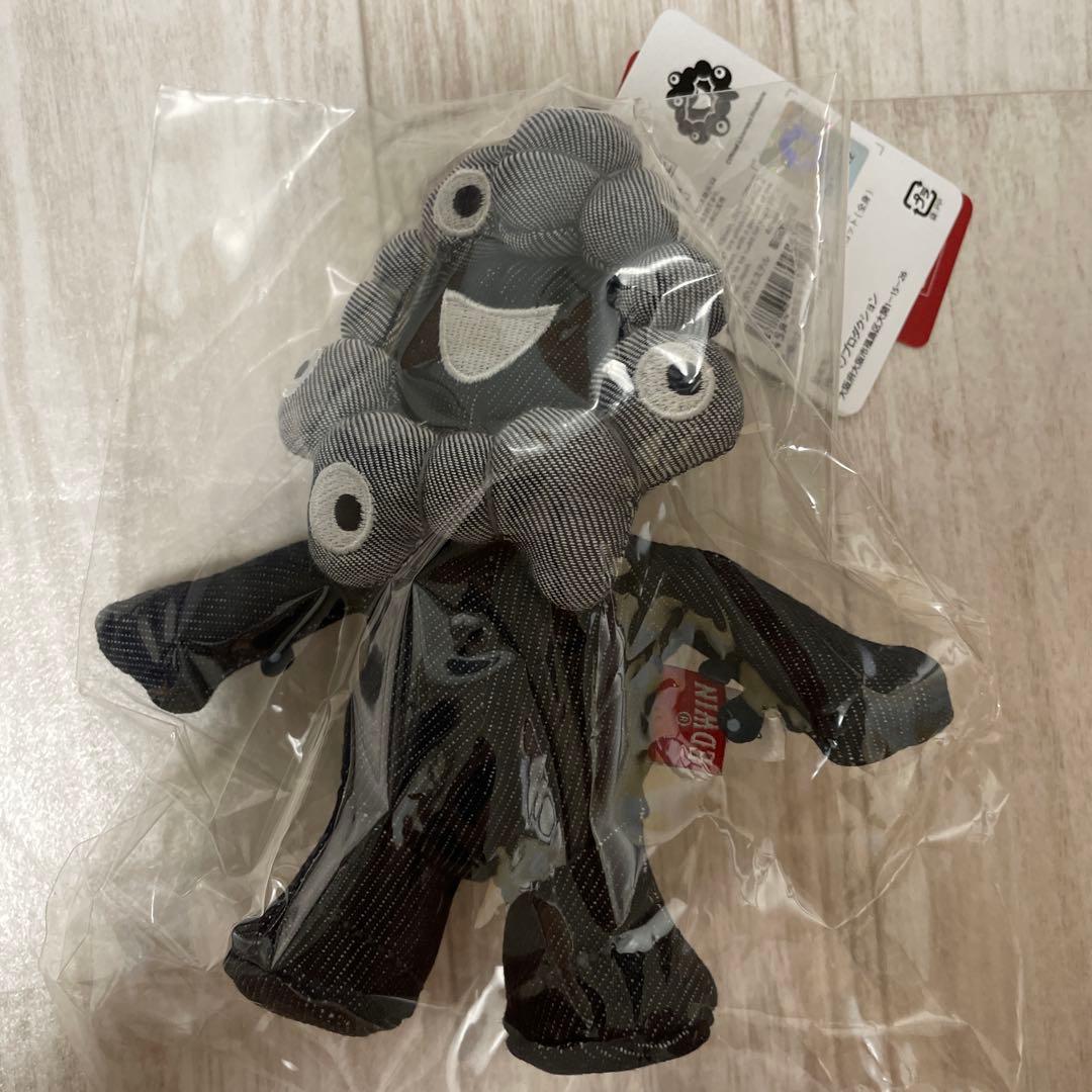 ミャクミャク×エドウィン コラボ ボールチェーン マスコット - メルカリ