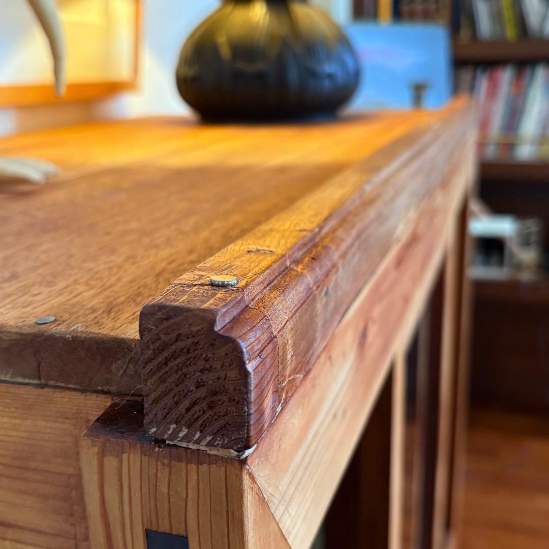 大正硝子 【 100年 水屋箪笥 】真鍮取手 ゆらゆらガラス 古い木製食器