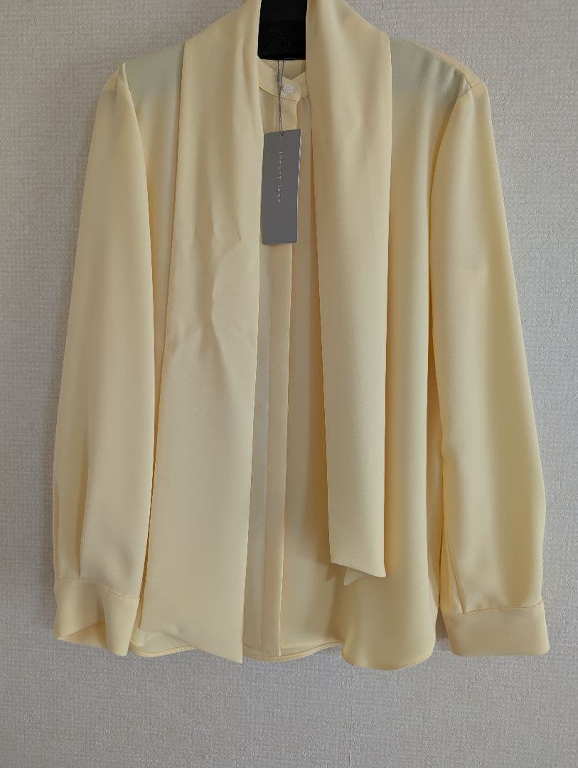 新品未使用セオリーリュクスMARVINE LILEN（ボウタイブラウス） - メルカリ