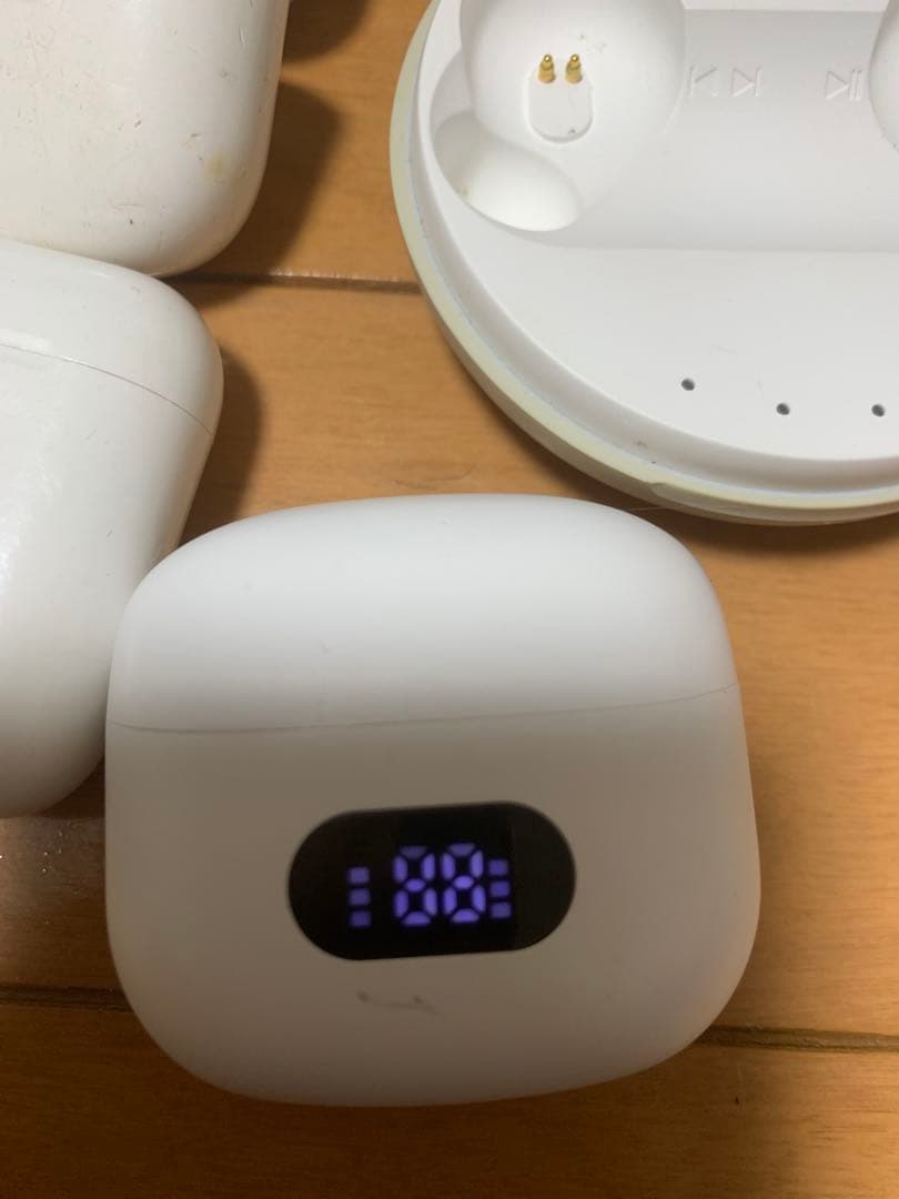 ジャンク品 ワイヤレスイヤホンセット（複数モデル） - メルカリ