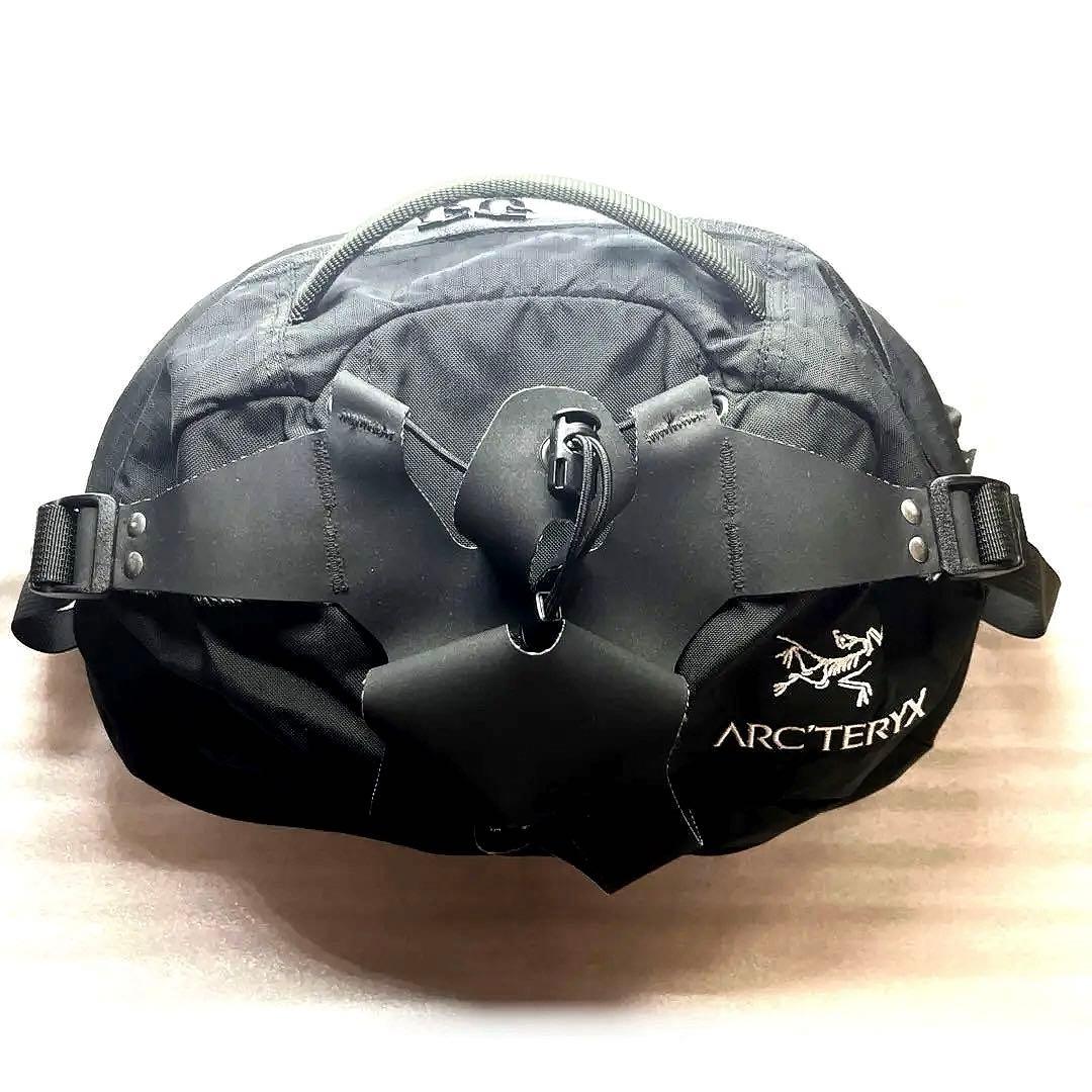 まっちゃん様専用】【美品カナダ製Q5】ARC'TERYX アークテリクス Q5