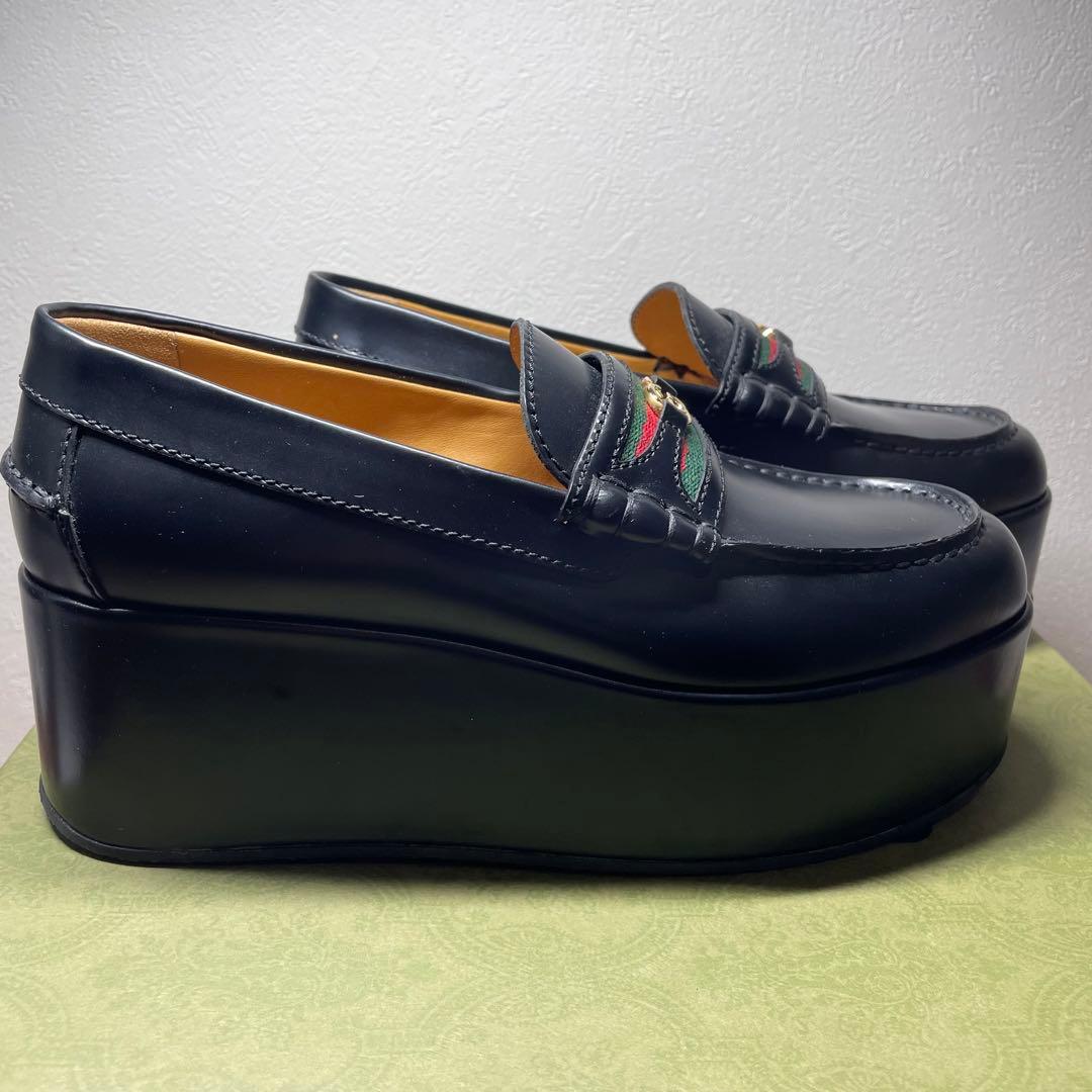 未使用級】GUCCI シェリーライン GG 厚底 ローファー ブラック - メルカリ