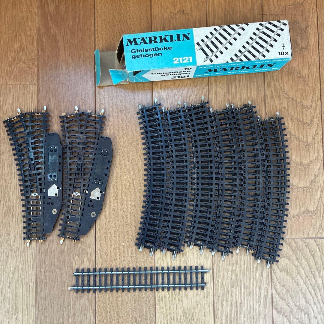 メルクリン HO 6620トランス + 引込線付きKトラックオーバルセット