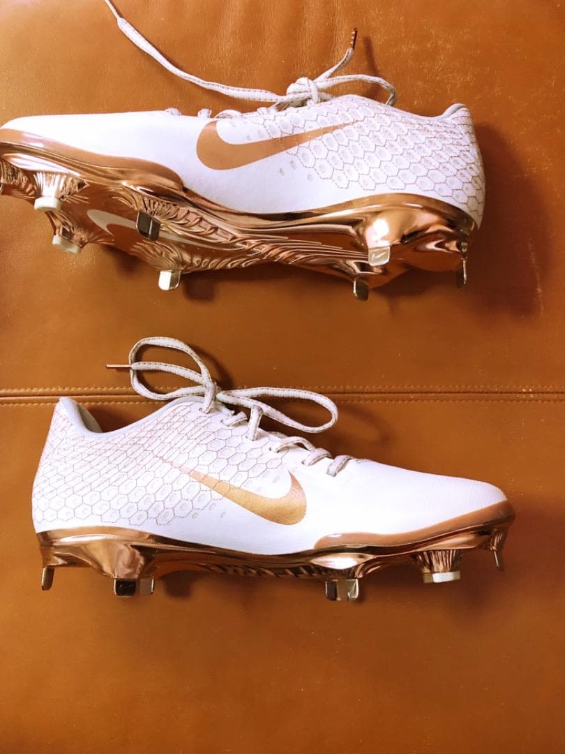 新品☆USA限定Nikeベルト黒＋靴☆Ultrafly Elite☆26cm☆ - メルカリ