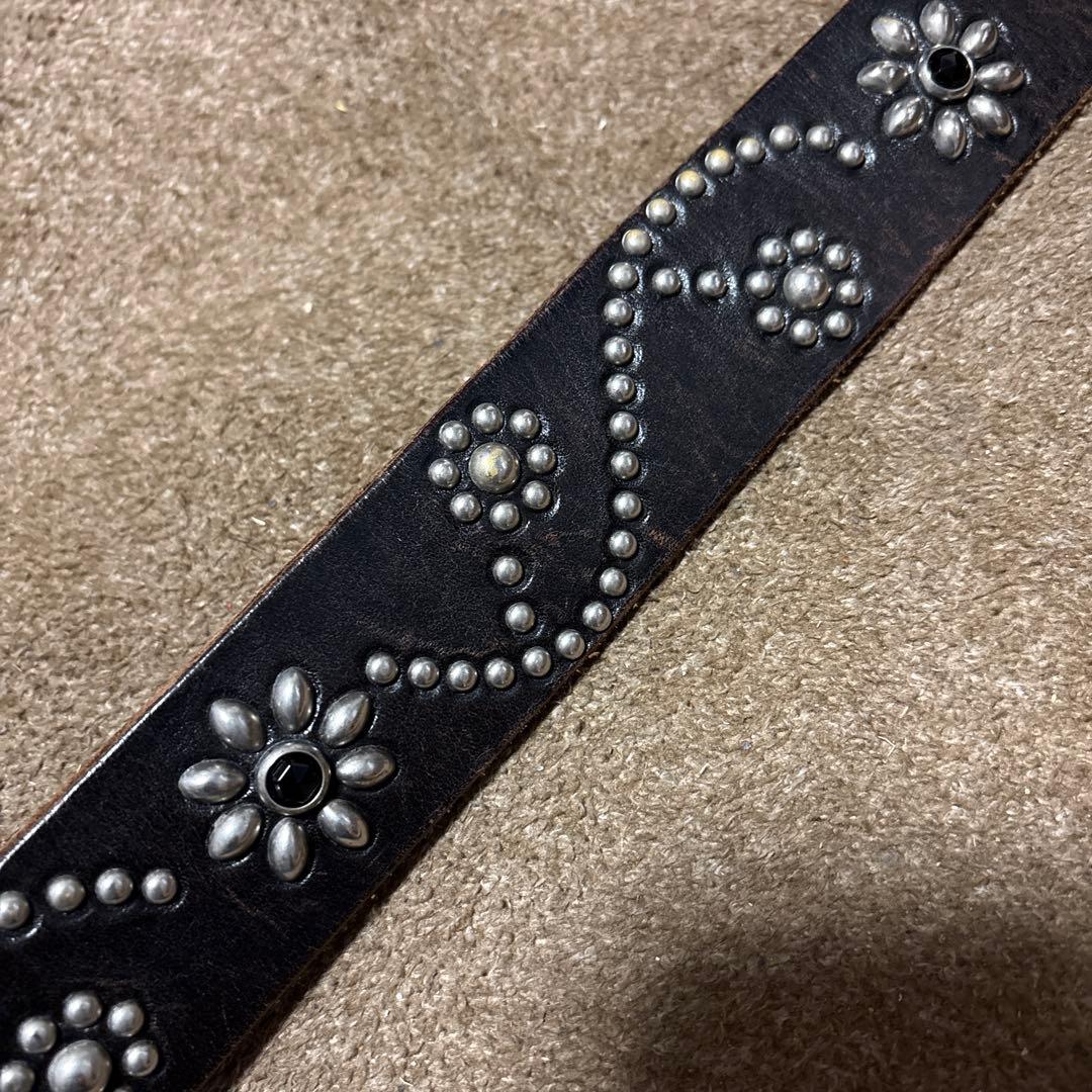 34inch HTC フラワー レザースタッズベルト ブラック 茶芯 - メルカリ