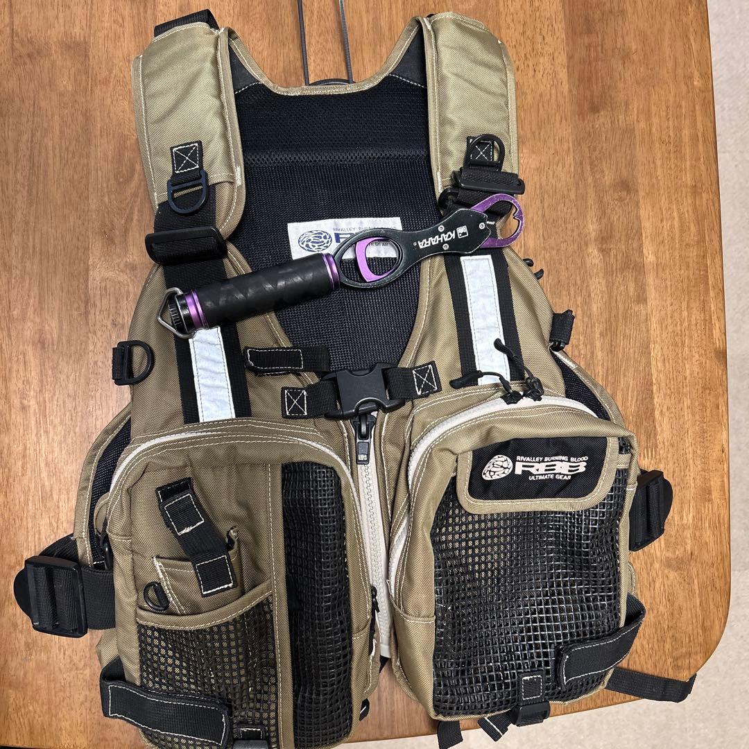 ゆきじゃぱんリバレイウェイディングベストメタルジグセット売り ソウシン(リバレイ) No.7661 RBB ロックショアショートベスト BLK