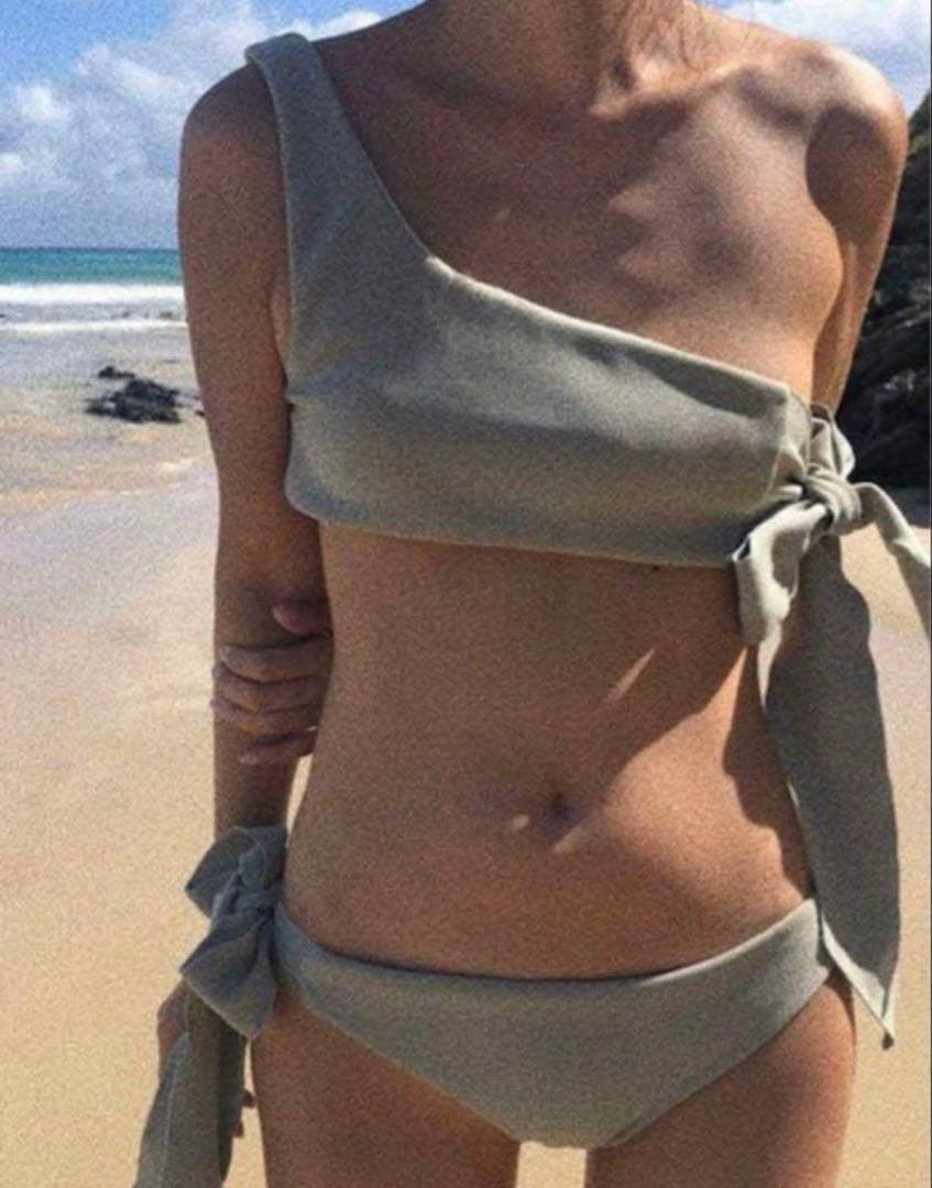 ETRE TOKYO リボンワンショルダービキニ セール】レディース水着 リボンライクワンショルダーバンドゥビキニ