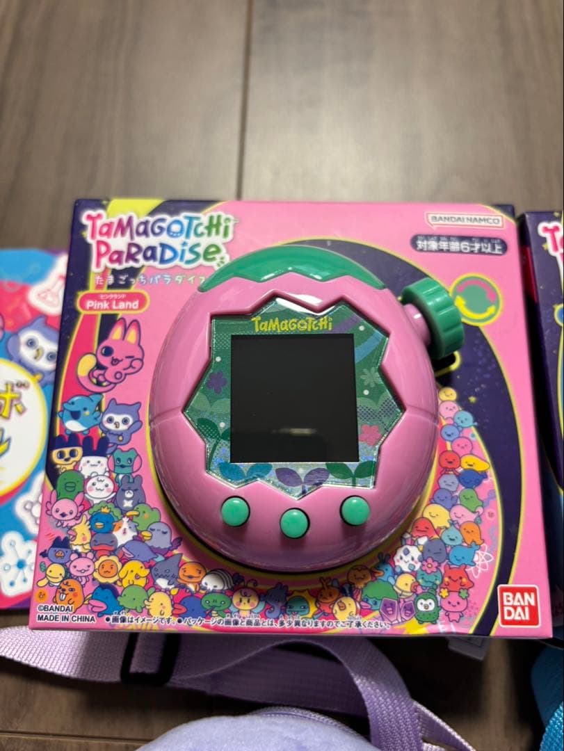 たまごっちパラダイス ピンクランド おでかけキャリー付き - メルカリ
