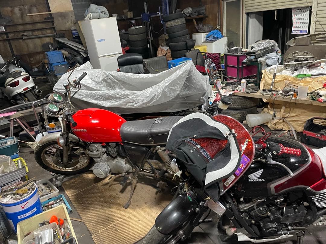 CB550F！ 部品取り車です