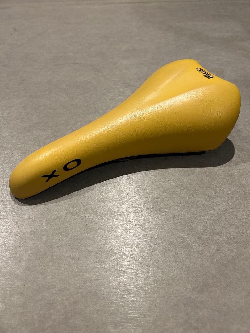 selle italia サドル イエロー 黄色 XO セライタリア - メルカリ